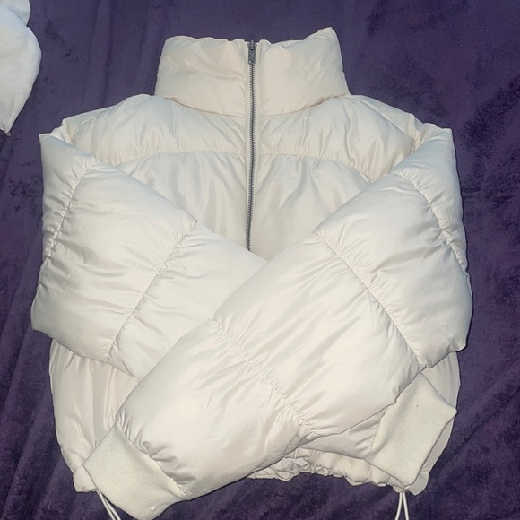 Cream Puffer-jacket - Picture 1 of 3